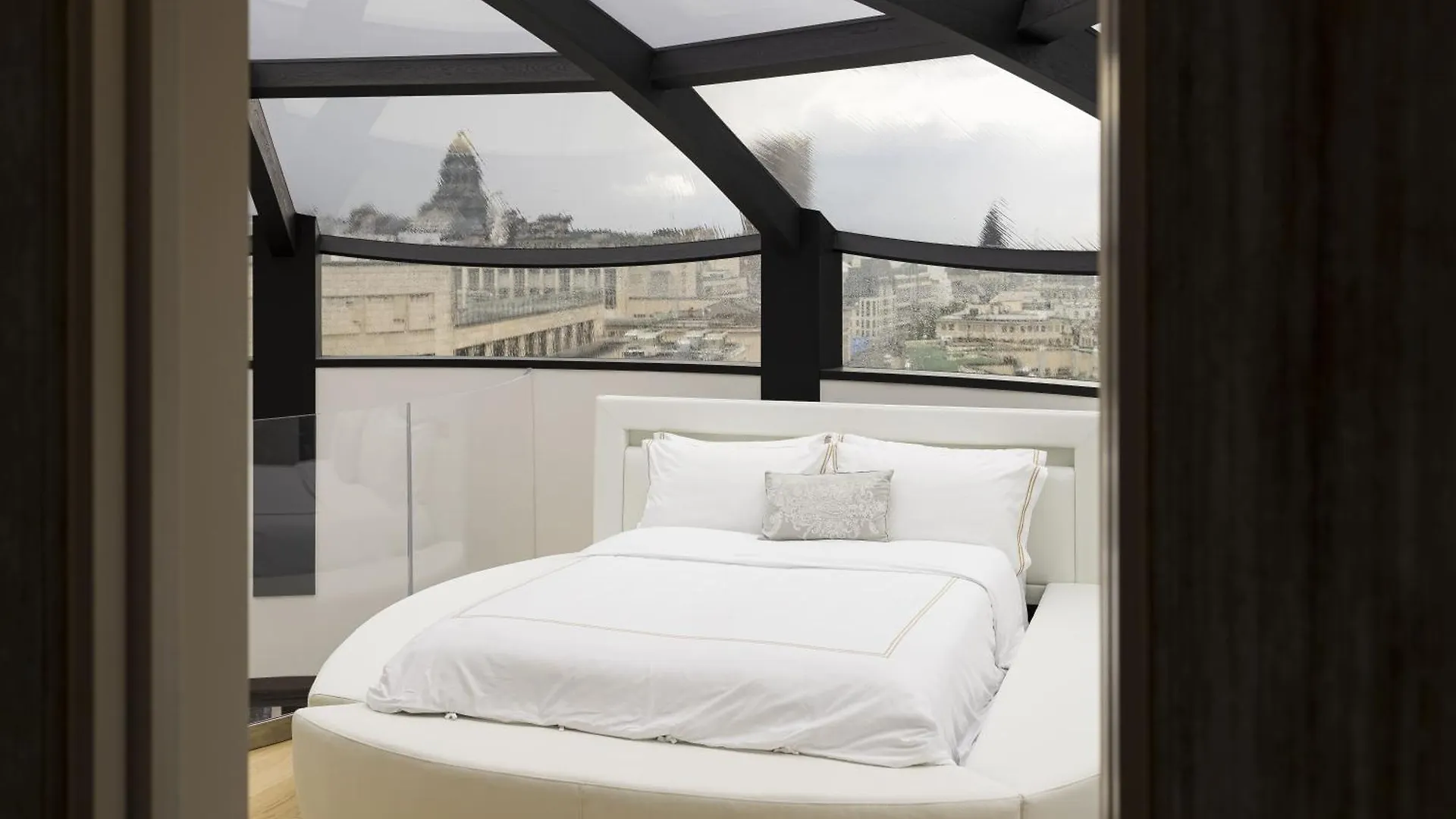 Hotel apartamentowy Triplex Penthouse In The City Center Bruksela